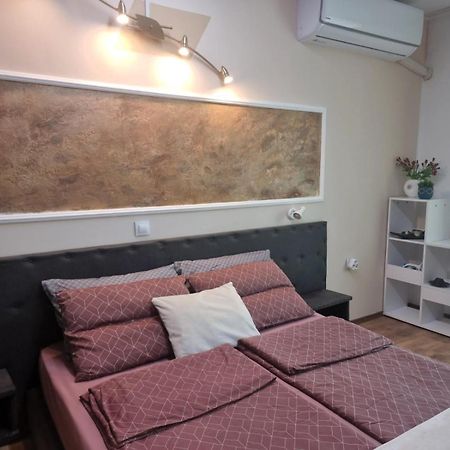 Уютен Апартамент Близо До Морето Igroeg Burgas City Exterior foto